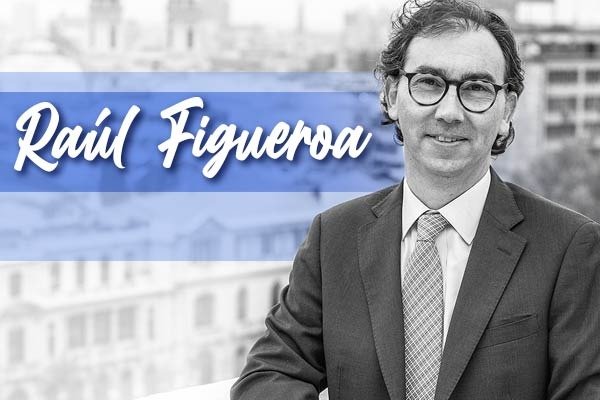 Raúl Figueroa, ministro de Educación: “No existe la posibilidad de que este año haya un cierre total de los colegios"