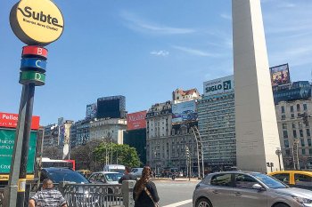 8 miradas desde Buenos Aires después de la elección (y previo al balotaje)